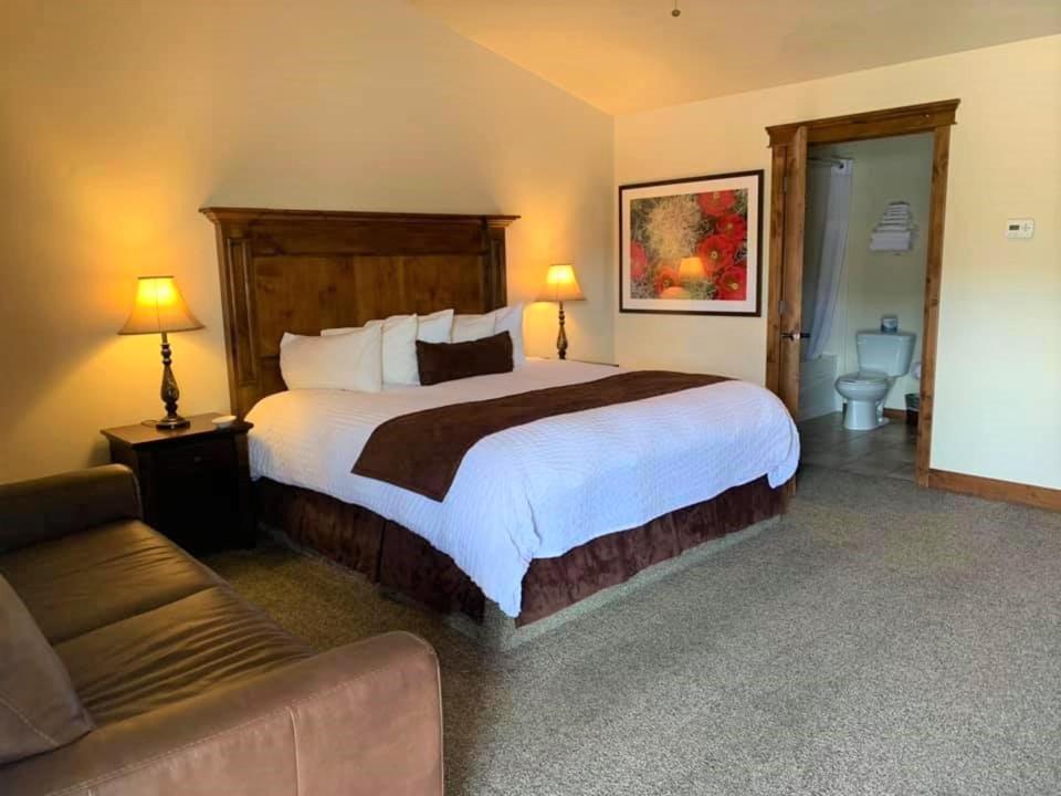 Cb&M Executive Suites Roosevelt Exterior photo